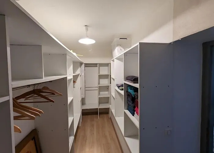 Au Coeur Du Vignoble De Cahors, 5 펜션 *